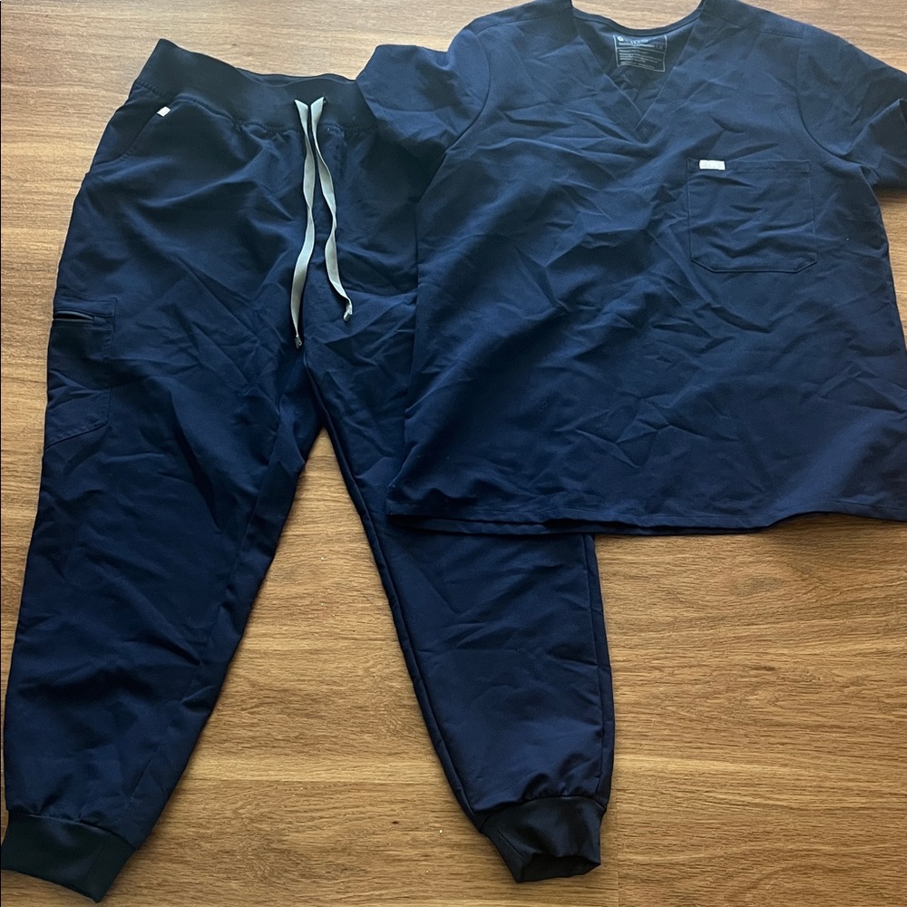 FIGS Navy Blue Scrub Set Top + Jogger Pants Women’s XL/P